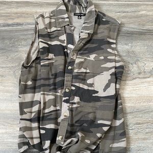 Camouflage T-shirt